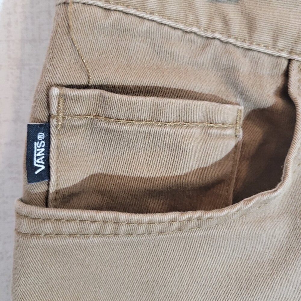 Vans Cut Off Shorts Mens 29 30x11 Khaki Flat Front Chino Skater Punk - Picture 7 of 9